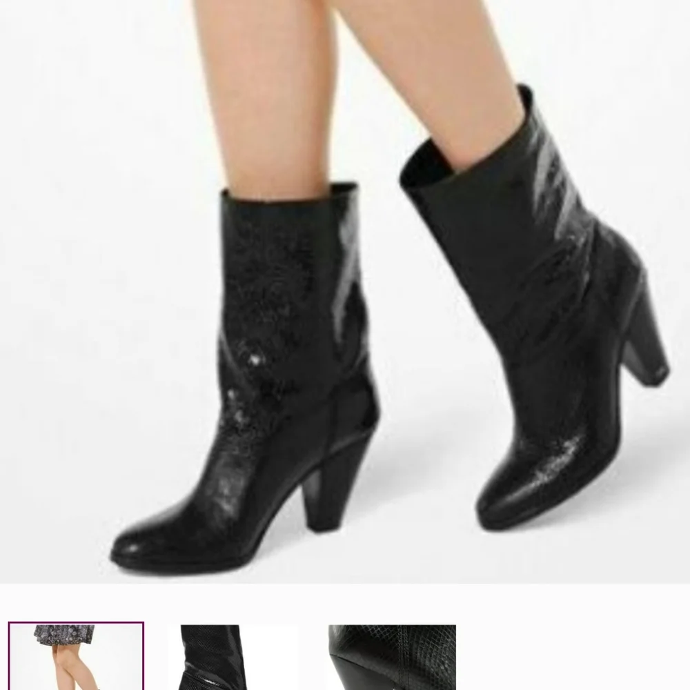 Michael Kors Leather Boots siz7.Conditin Ok.See 2 Last Picture Small Skrach .7 - Picture 2 of 10